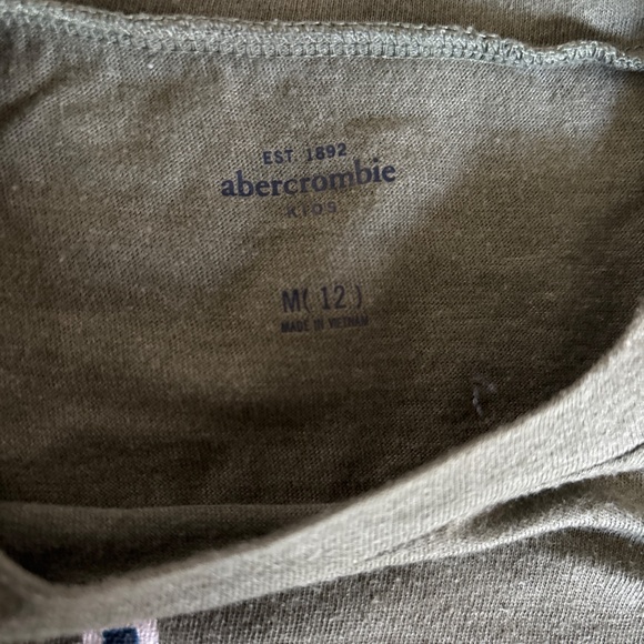 Abercrombie kids - boys tshirts size 11/12 - Picture 3 of 7